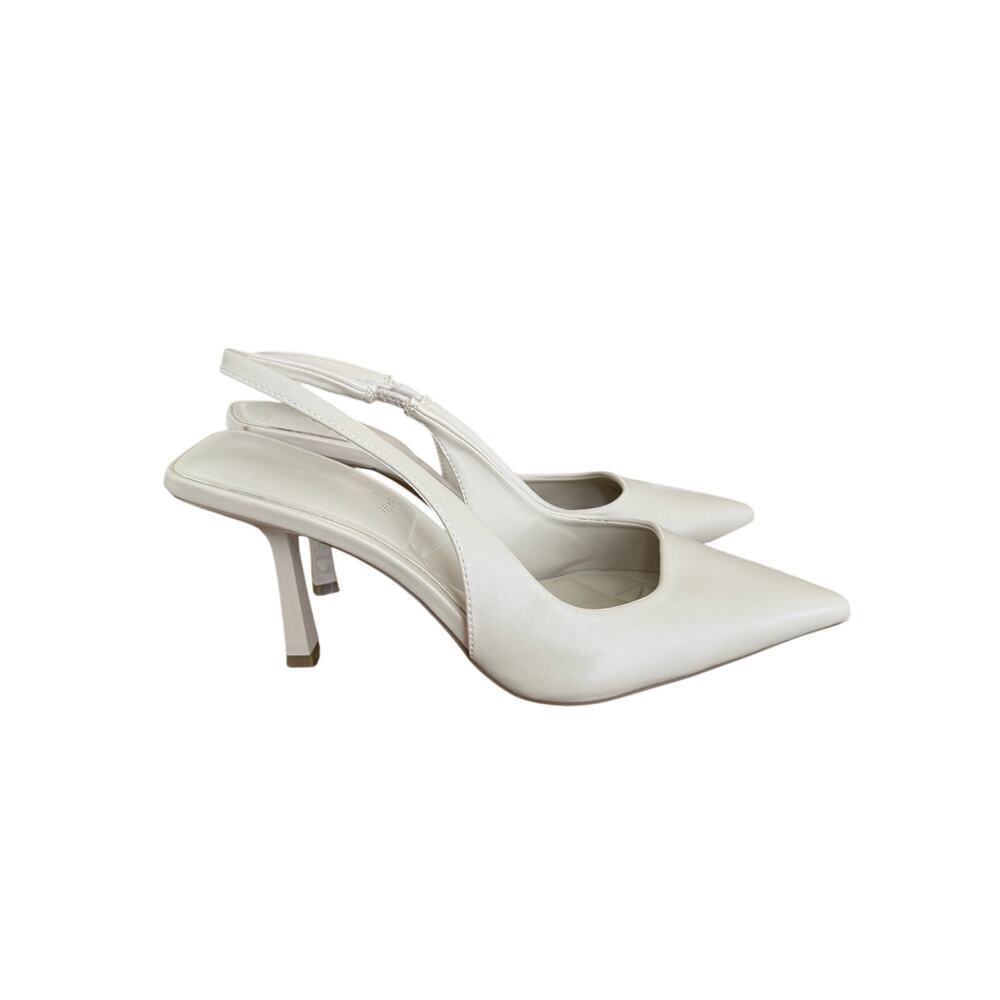 Anne Klein Itzy White Pointed Toe Slingback Pumps Heels Women’s Size 11M